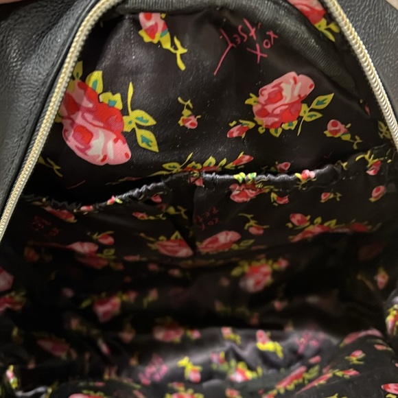 Betsey Johnson Faux Leather Flower Back Pack - Picture 9 of 14